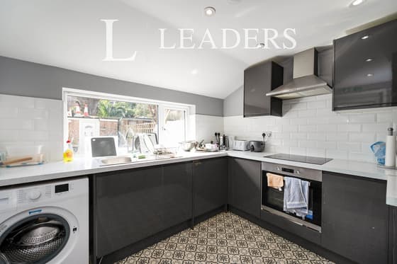 4 bedroom student house in Southsea, Portsmouth