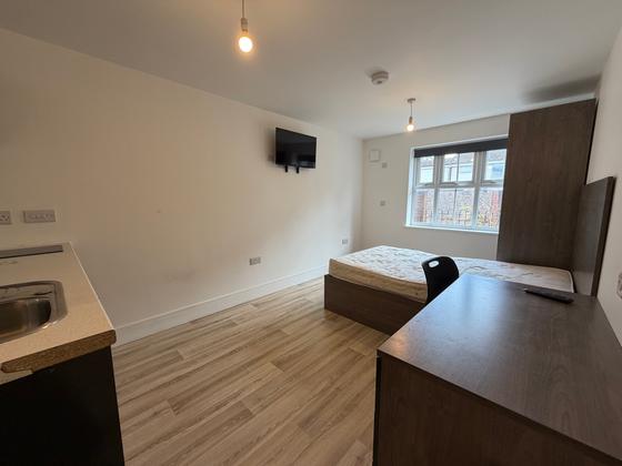 1 bedroom student apartment in City Centre, Reading