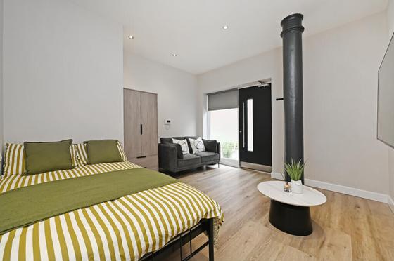 1 bedroom student apartment in City Centre, Sheffield