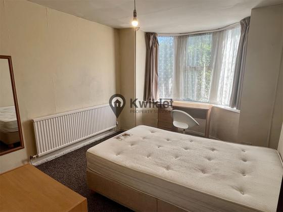 5 bedroom student house in Treforest, Pontypridd