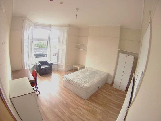 5 bedroom student house in Brynmill, Swansea