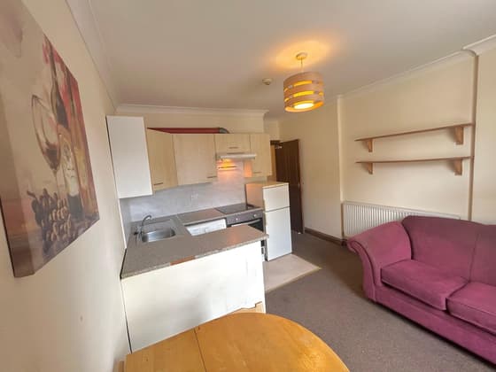 1 bedroom student apartment in Cathays, Cardiff