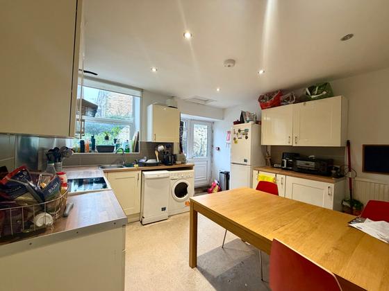 3 bedroom student apartment in Crookes, Sheffield