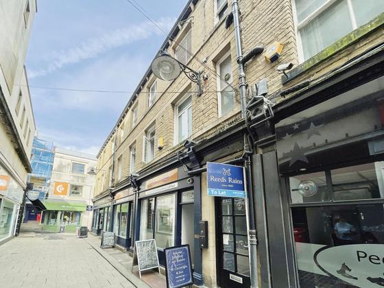 1 bedroom student apartment in City Centre, Huddersfield