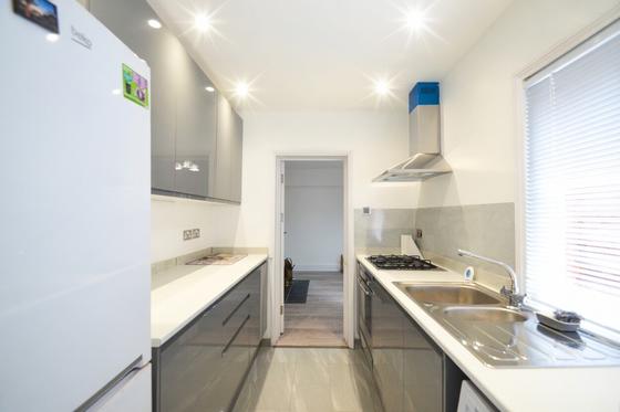 3 bedroom student house in Guildford, Surrey