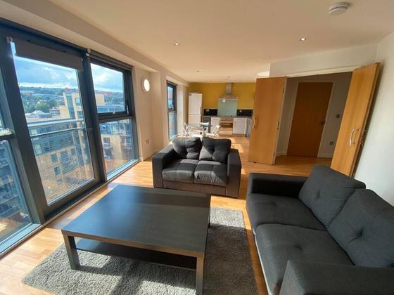 2 bedroom student apartment in City Centre, Sheffield