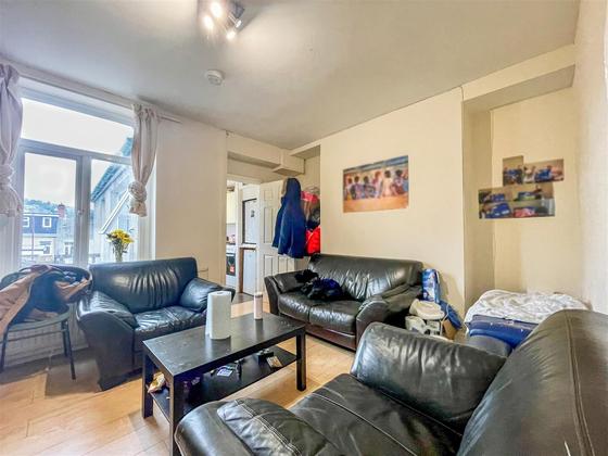 4 bedroom student house in Treforest, Pontypridd