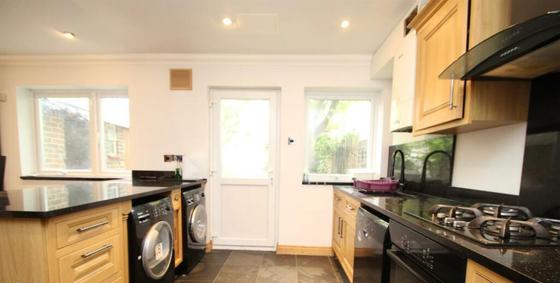 3 bedroom student apartment in Canary Wharf, London