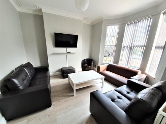 5 bedroom student house in Newland, Hull