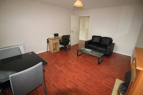 2 bedroom student apartment in City Centre, Coventry