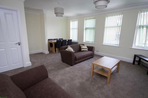 5 bedroom student house in Earlsdon, Coventry