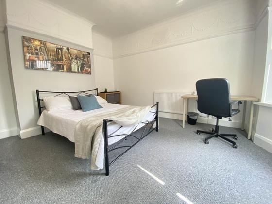 3 bedroom student house in Newsome, Huddersfield