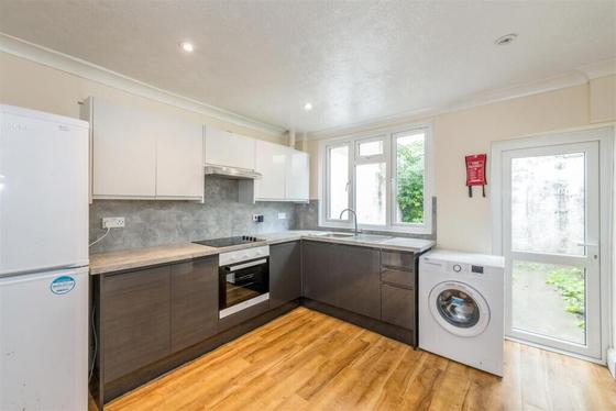 4 bedroom student house in Lewes Road, Brighton