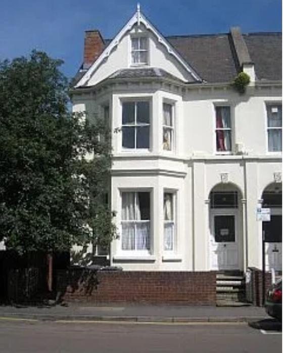 6 bedroom student apartment in Town Centre, Leamington Spa