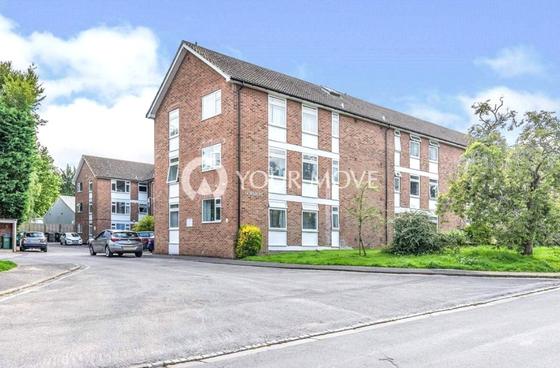 3 bedroom student apartment in Bar End, Winchester