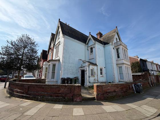 8 bedroom student house in Southsea, Portsmouth