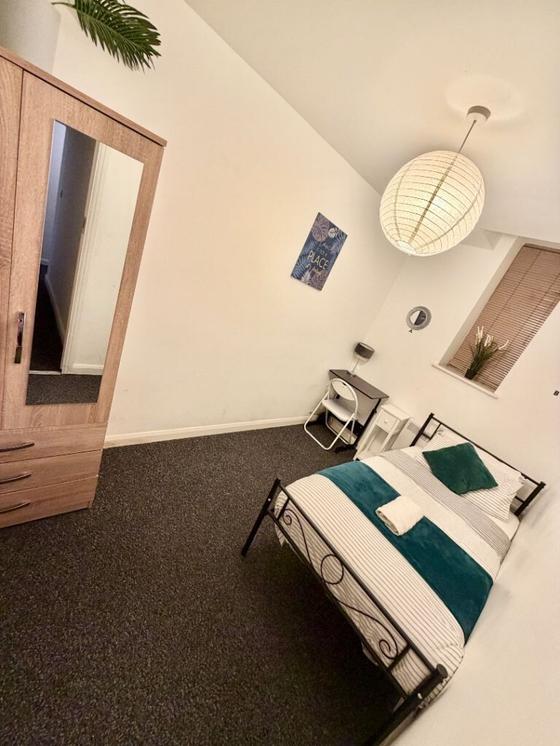 3 bedroom student apartment in Salford, Manchester