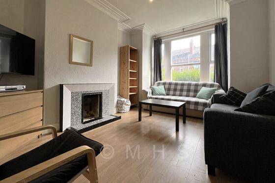 3 bedroom student house in Woodhouse, Leeds