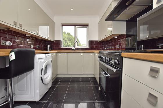 6 bedroom student house in Southdown, Bath
