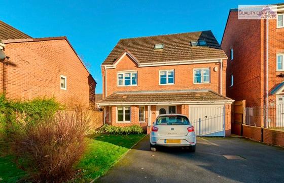 6 bedroom student house in Newcastle-under-Lyme, Keele