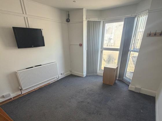 3 bedroom student house in Uplands, Swansea