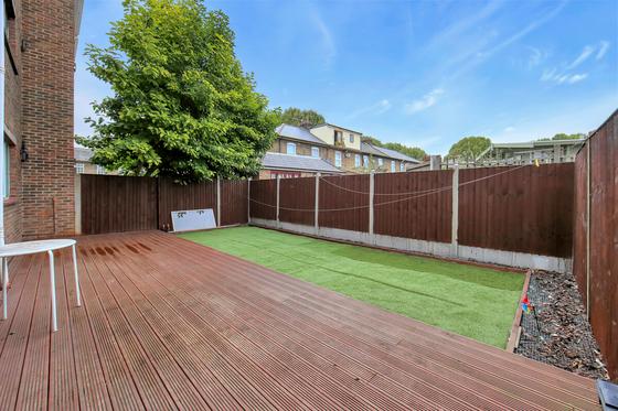 4 bedroom student apartment in Canary Wharf, London