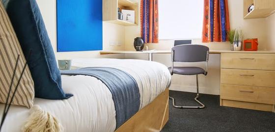 1 bedroom student apartment in Shelton, Stoke-on-Trent
