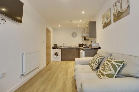 2 bedroom student apartment in City Centre, Portsmouth
