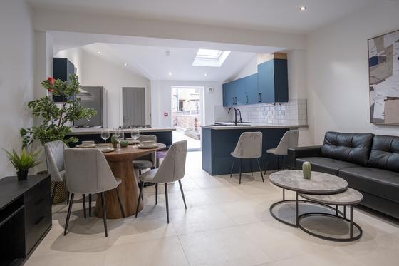 6 bedroom student house in Monks Road, Lincoln