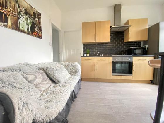 3 bedroom student house in Newsome, Huddersfield
