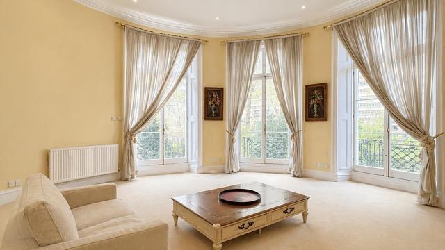 4 bed apartment — Hyde Park Square, Paddington