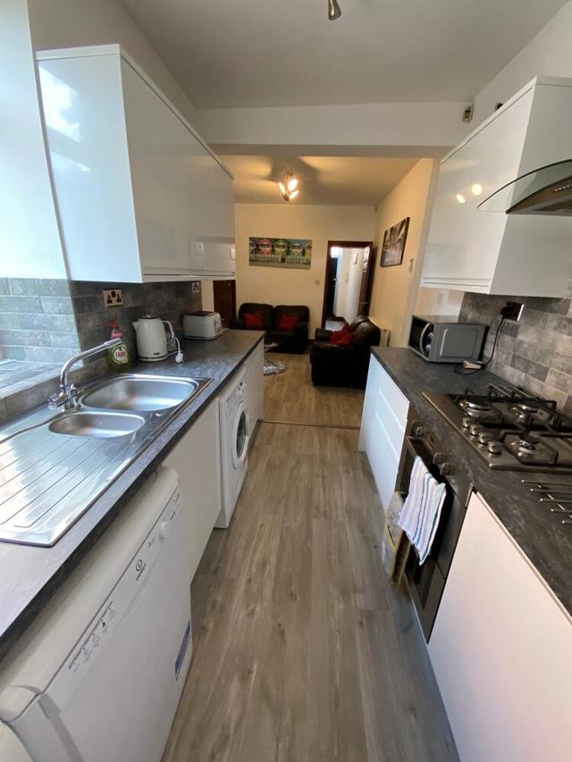 4 bed house — Tiverton Road, Selly Oak
