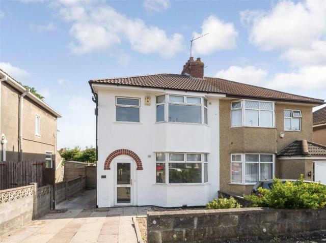 4 bed house — Wades Road, Filton