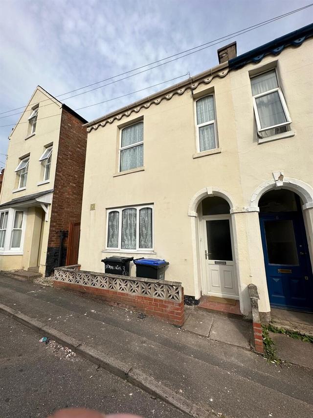 3 bed house — Ranelagh Terrace, Town Centre