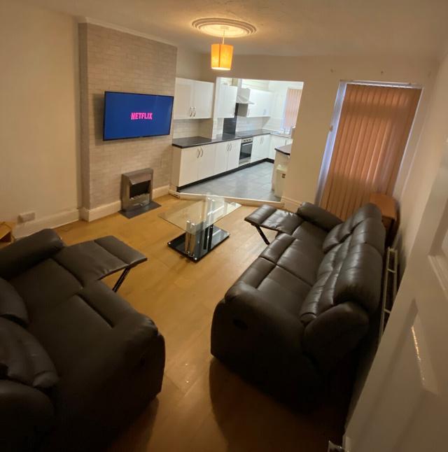 5 bed house — School Road, Crookesmoor