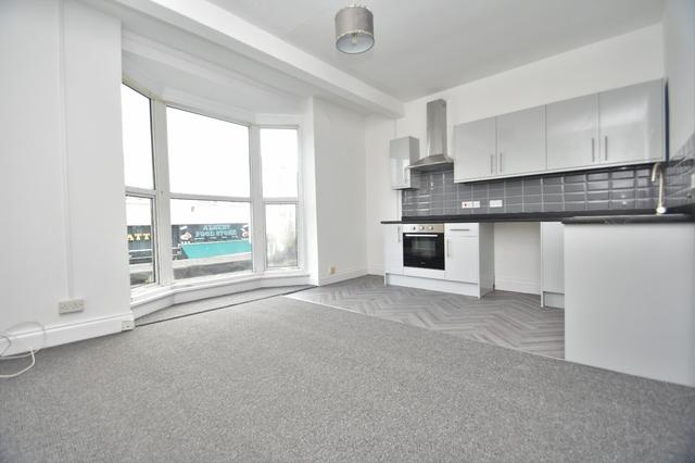 2 bed house — Albert Road, Southsea