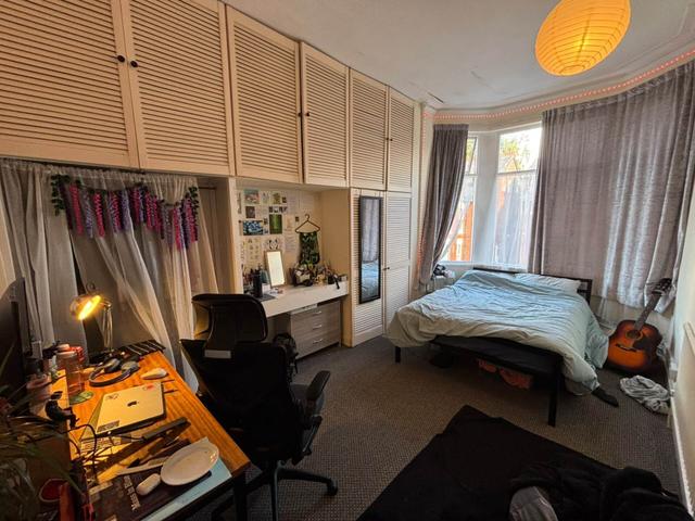 7 bed house — Granville Road, Fallowfield