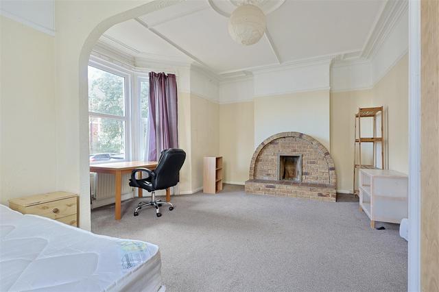 6 bed house — Goldspink Lane, Sandyford