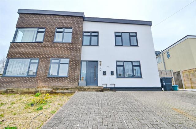 3 bed apartment — Landseer Avenue, Lockleaze