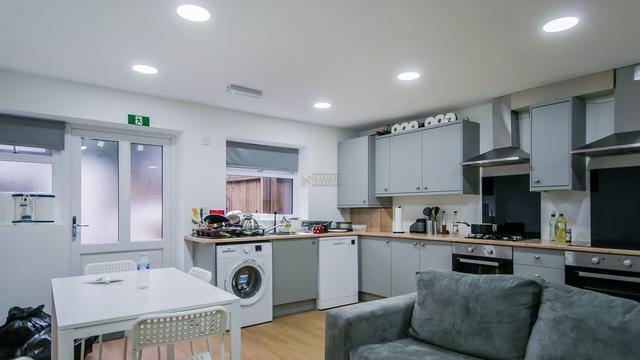 6 bed house — Bodmin Grove Nechells, City Centre