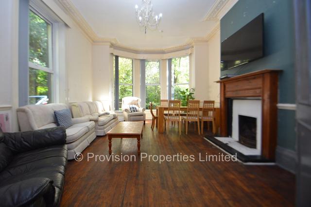 12 bed house — Grosvenor Road Leeds, Headingley