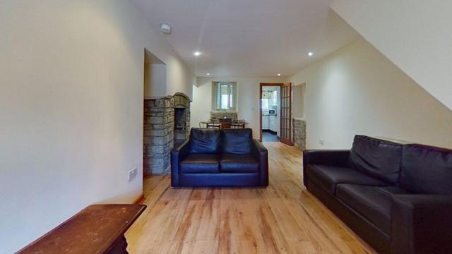 3 bed house — Long Row, Treforest
