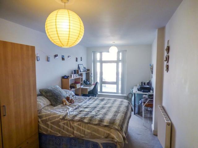 2 bed house — Bristol Road, Selly Oak
