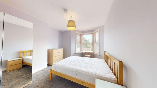 5 bed apartment — Audley Road, Gosforth