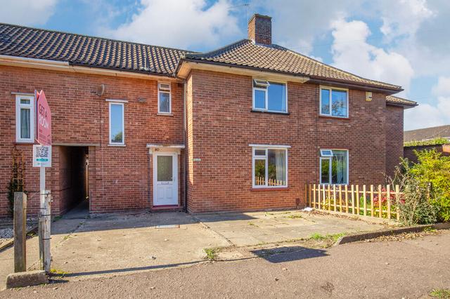 4 bed house — Peckover Road, Eaton