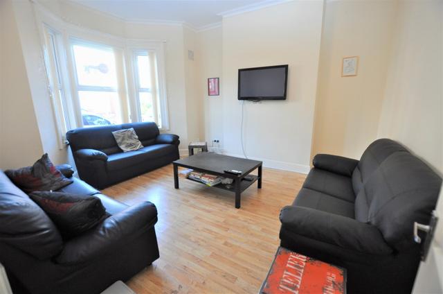 8 bed house — Cavendish Place, Jesmond