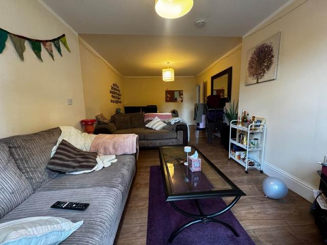 4 bed house — Arnfield Road, Withington