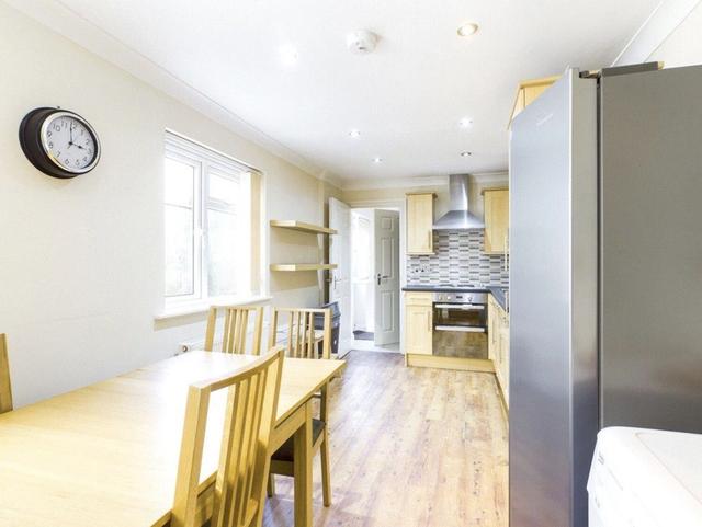 4 bed house — Alexander Street, Cathays