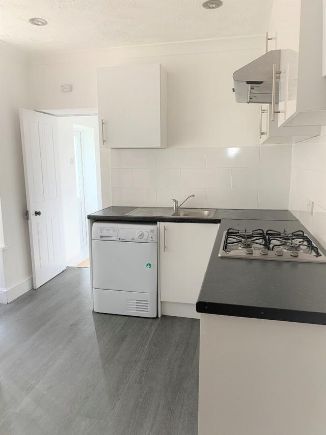 4 bed house — Arundel Street, Southsea