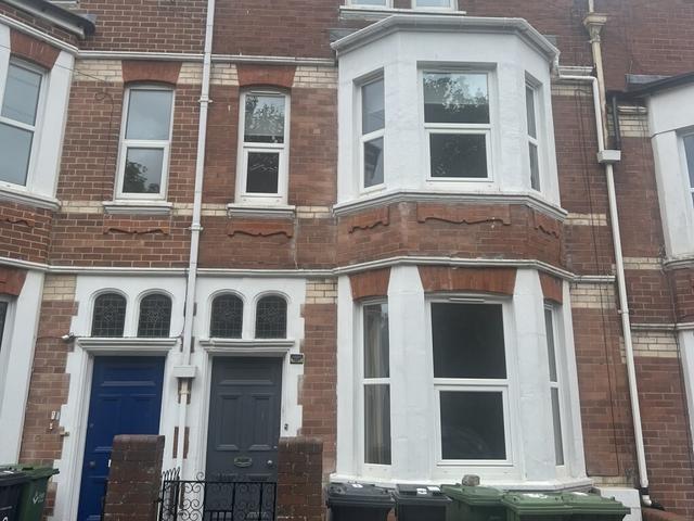 6 bed house — Archibald Road, City Centre